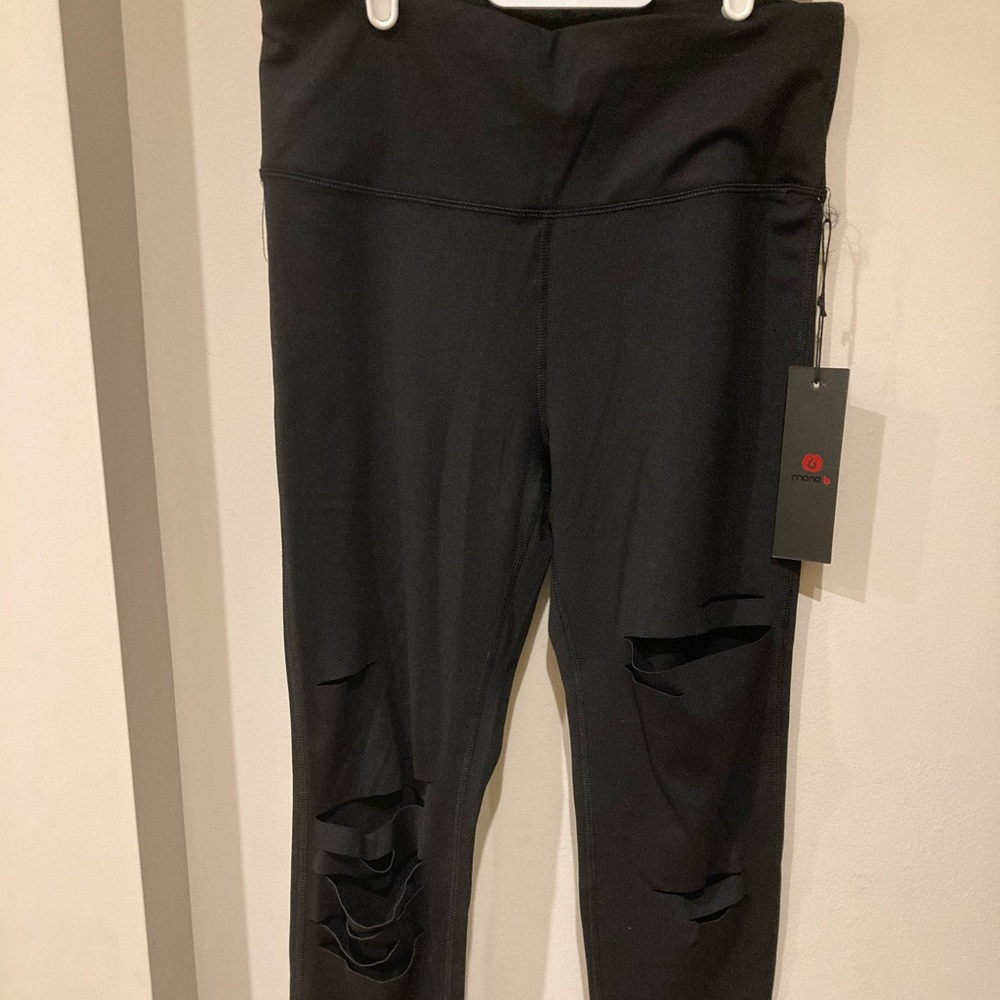Mono b, laser cut leggings, size M, NWT